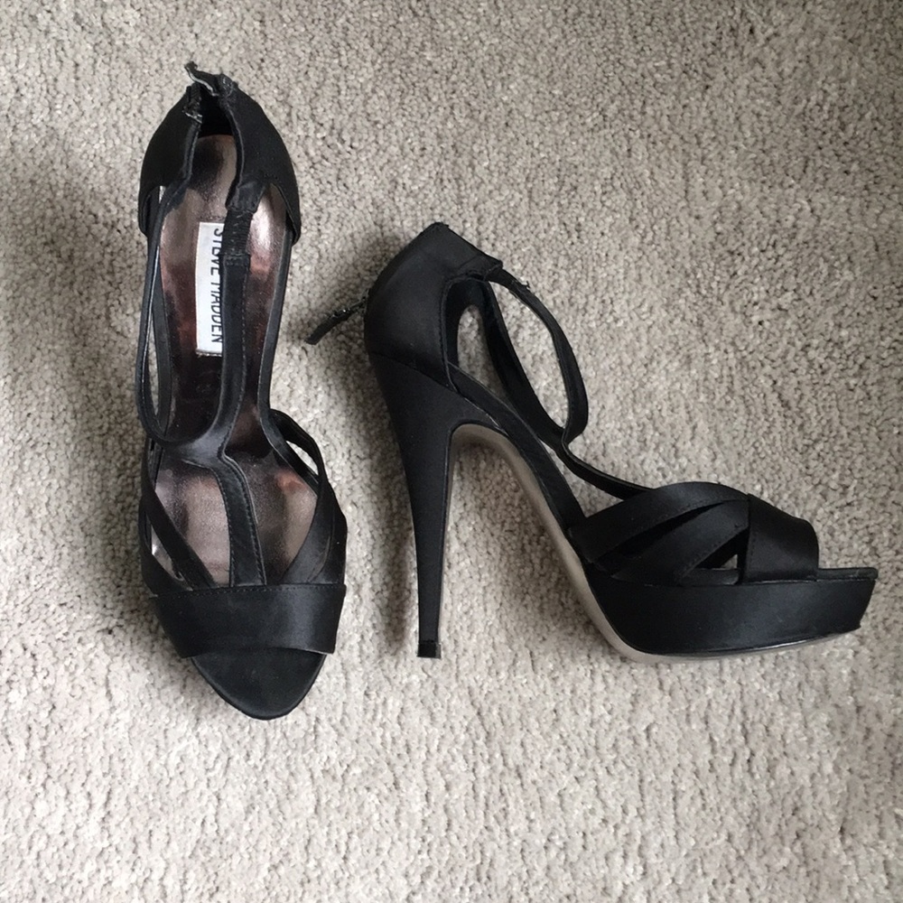 Black stiletto heel!